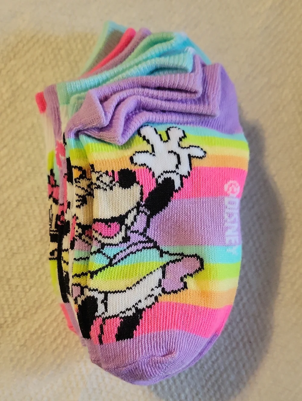 NWT Disney Minnie Mouse No Show Socks Sz 6-8 1/2 Rainbow Colors  5 Pk